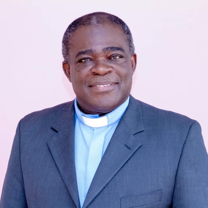 REV. OPUNI-FRIMPONG